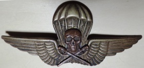 Знак «Венгерского парашютиста» бронзовый