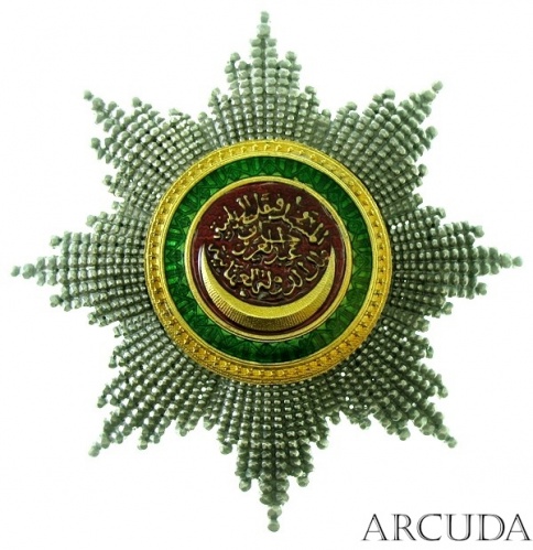 Нагрудная звезда Османской империи «Nishani Osmani» (муляж)