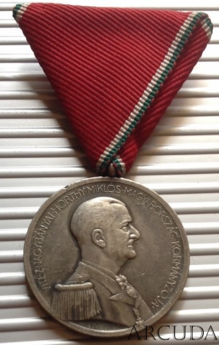 Венгерская медаль «За храбрость» Миклоша Хорти 
