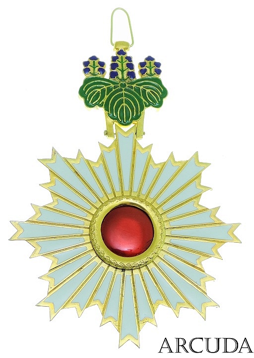Орден «Восходящего солнца». Япония (муляж)