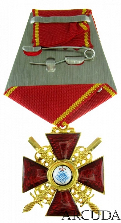 Крест ордена Св. Анны 3-й степени с мечами (муляж)